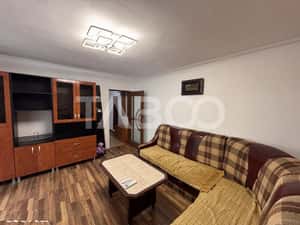 Apartament de inchiriat cu 2 camere + balcon zona Terezian Sibiu — miniatura 1