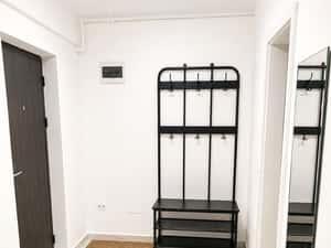 Apartament de 2 camere, decomandat, Moldova Mall, 65mp, 400 euro — miniatura 6