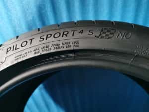 265/35 ZR20 - michelin 2 bucati — miniatura 5