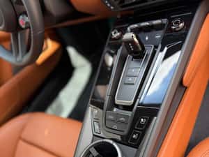 Porsche 992 Cabrio 710 cp, automată, 49 km, 2026 — miniatura 5