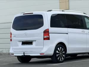 Mercedes V-klass 220d Facelift 2021 — miniatura 3