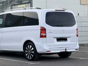 Mercedes V-klass 220d Facelift 2021 — miniatura 4