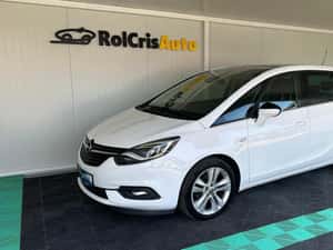 Opel Zafira Manuală 136 HP Diesel