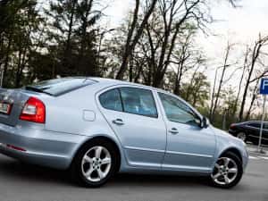 Skoda Octavia Limuzina 2011 / 1.4 Benzină 122 cai putere/ Euro5 — miniatura 3