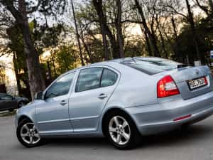 Skoda Octavia Limuzina 2011 / 1.4 Benzină 122 cai putere/ Euro5 — miniatura 4