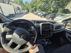 Renault Trafic 1.6dci 2017 2xculisante import olanda livrare gratuita — miniatura 7