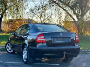 Skoda Octavia 2.0 BKD Fara Filtru Particule  Navi Xenon Piele — miniatura 4