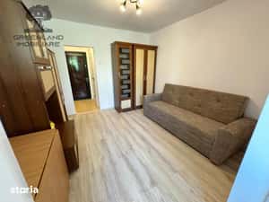 Ap 1 Camera, Mobilat si Utilat , etaj 2, Bloc fara Risc , Nicolina 1 — miniatura 4