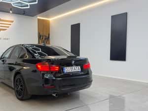 Bmw Seria 3 320 Manuală 146 CP Diesel 2012 — miniatura 4