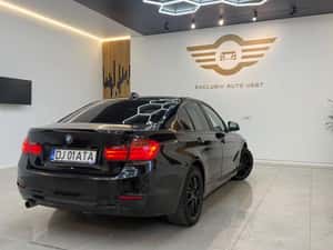 Bmw Seria 3 320 Manuală 146 CP Diesel 2012 — miniatura 5
