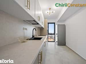 Prima chirie: 3 camere, 2 băi, bucătărie separată și parcare — miniatura 4