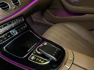 Mercedes-Benz E 220 Automată 190 HP Diesel — miniatura 6