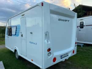 Rulota Swift Sprite Alpine 2013 Off camping Centrala Truma Acumulatort Boiler gaz cabina dus foarte usoara 1043/1164kg stare foarte buna — miniatura 2