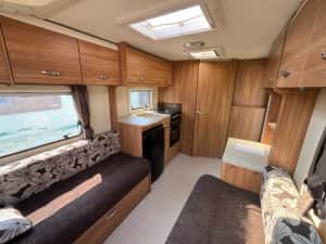 Rulota Swift Sprite Alpine 2013 Off camping Centrala Truma Acumulatort Boiler gaz cabina dus foarte usoara 1043/1164kg stare foarte buna — miniatura 4