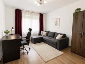Apartament decomandat, zona Coresi, Tractorul, Brasov — miniatura 3