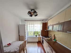 Apartamant, 3 camere, 2 bai, terasa — miniatura 3
