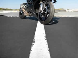 BMW S1000RR 2024 — miniatura 1