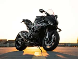 BMW S1000RR 2024 — miniatura 4