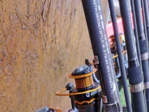 Set 4 Lansete Carbon,4 Mulinete Cu Baitrunner 8000 ,Rod Pod Echipat — miniatura 5