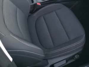 FORD KUGA Automat Diesel 2 Litri 190 kp 4x4 — miniatura 3