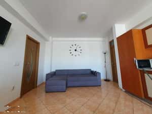 Inchiriez apartament 2 camere Burdujeni termen lung scurt mobilat — miniatura 2