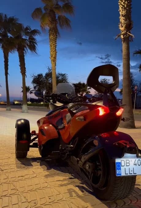 Can Am Spyder RS-S — fotografie 1 din 10