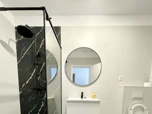 Apartament cu 2 camere, 38 mp, balcon, zona Teilor — miniatura 5