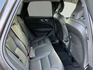 Volvo XC60 Automată 250 HP Benzină — miniatura 6