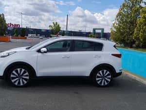 Kia Sportage Premium 141 HP Diesel 2017 — miniatura 4