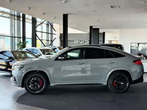 Mercedes-Benz GLE AMG 63 S 4MATIC+ 2023 — miniatura 3