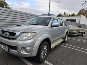 Toyota Hilux 2010, 4x4, automat, 12.500 EUR
