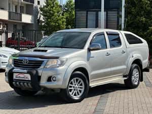 Toyota Hilux 2010, 4x4, automat, 12.500 EUR — miniatura 7