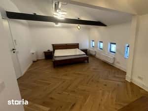 Apartament mansarda renovat in vila Aviatorilor — miniatura 5