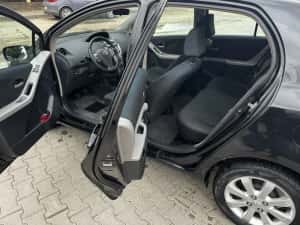Vand Toyota Yaris — miniatura 8