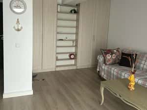 Apartament cu 2 camere, decomandat, Central, 56mp, 142.000 euro — miniatura 5
