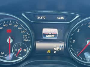 MERCEDES-BENZ GLA | Import Germania | Diesel | Automat | 2017 — miniatura 2