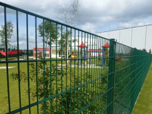 Garduri din plasa burdurata