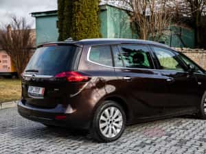 Opel   zafira  tourer — miniatura 4
