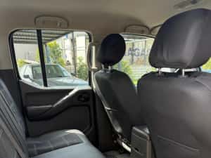 Nissan Navara recent restaurata — miniatura 7