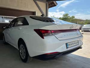 Hyundai Elantra sedan Motorizare 1.6 benzina 123CP cutie automata CVT — miniatura 5