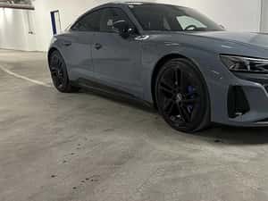 Audi e-tron GT quattro | 476 CP | B&O | Laser | HUD | Pano — miniatura 2