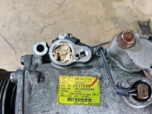 Compresor AC Mitsubishi Outlander 2.0 B 2004 cod AKC200A205AR — miniatura 4