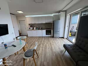 Apartament 3 camere zona Stefan cel Mare-Podul Jelnei