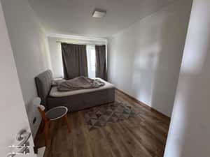 Apartament 3 camere zona Stefan cel Mare-Podul Jelnei — miniatura 3