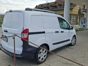 FORD transit COURIER-Finantare leasing sau credit -Rata 196 € -Garantie — miniatura 9