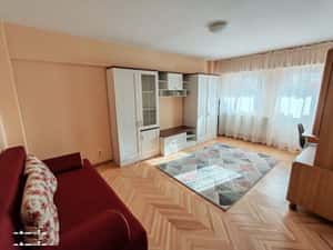 Garsoniera de inchiriat, 36 mp, etaj 2, Bulevardul Republicii colt cu