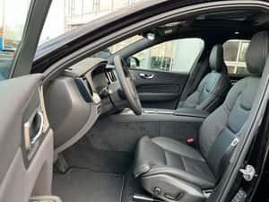 Volvo XC60 Hibrid 455 CP - Second Hand — miniatura 3