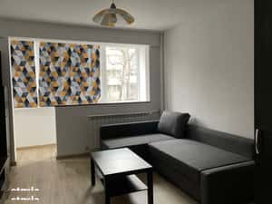 Inchiriez apartament 2 camere Moghioros-Plaza — miniatura 2