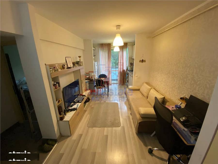 Apartament 2 Camere Podu Ros - Piata Nicolina — fotografie 1 din 6