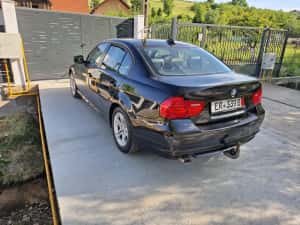 Bmw 320 /E90/ 2011/ Automat /Navigatie /Xenon /Piele /Germania / Euro 5 — miniatura 3